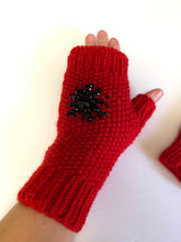 Load image into Gallery viewer, Wool mittens