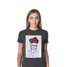 Load image into Gallery viewer, Tshirt with Frida
