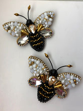 Load image into Gallery viewer, Honey Bee Brooch